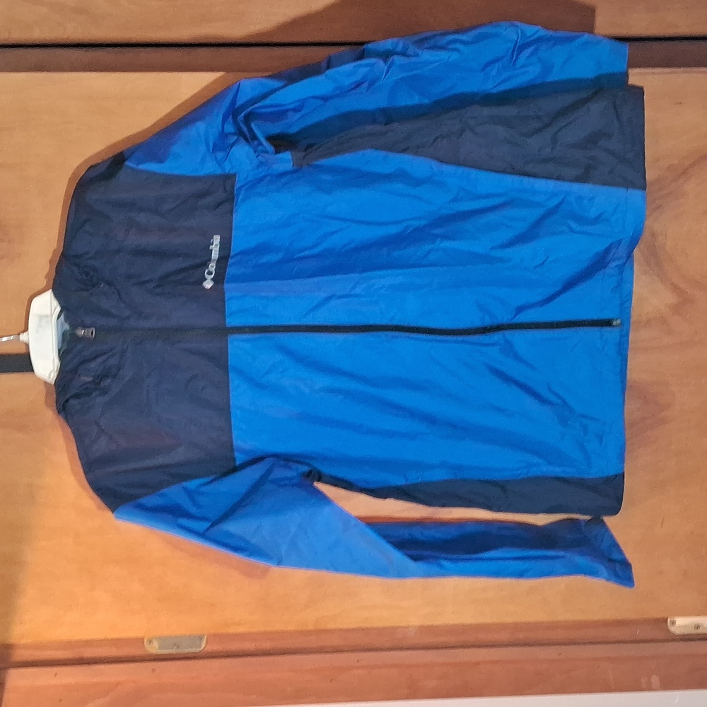 Columbia men's size large blue zipper up Windbreaker